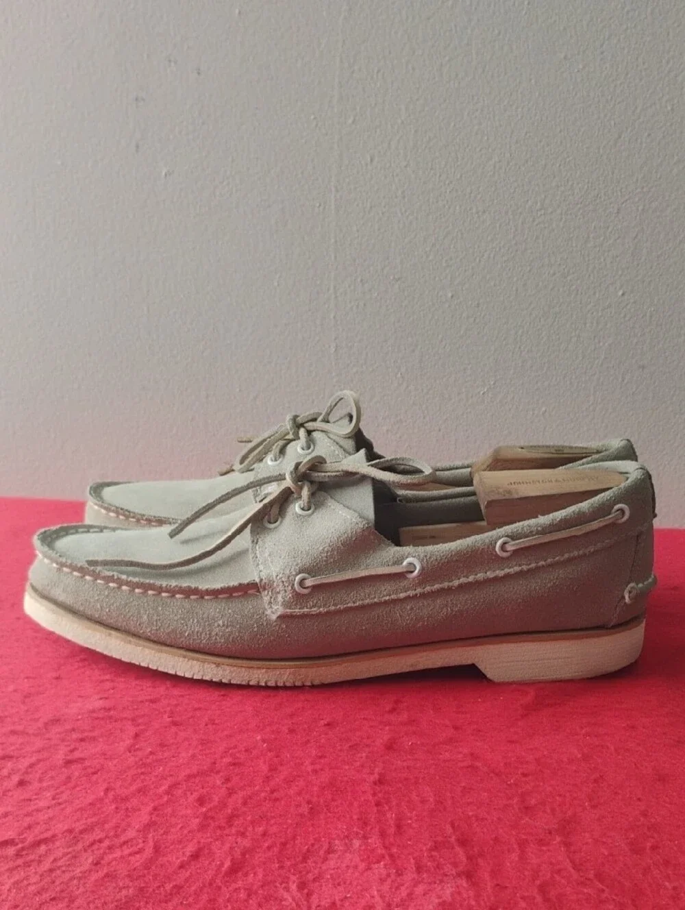 Men's Suede Lace-Up Boat Shoes in Light Gray